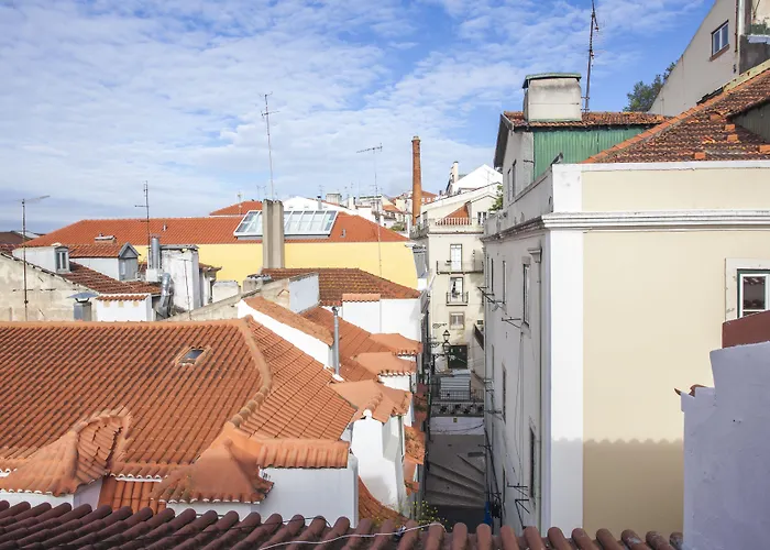 Lisbon Inn Bica Suites